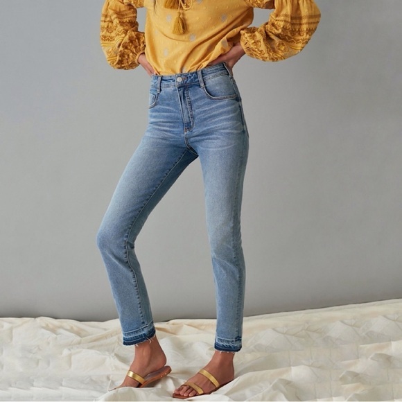 Anthropologie Pilcro High Rise Cigarette Slim Straight Released Hem Jean 26 - Picture 1 of 15